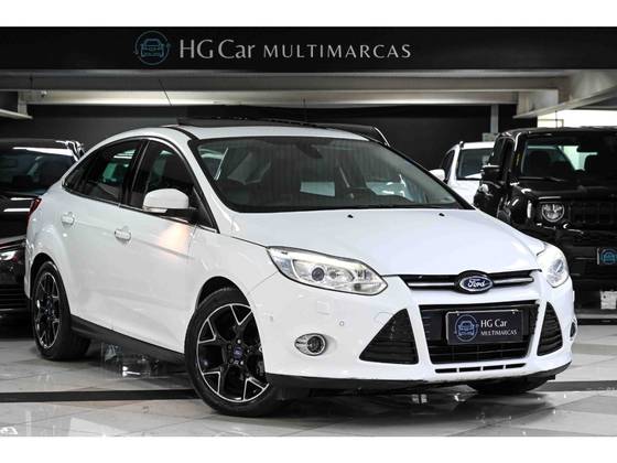 FORD FOCUS 2.0 TITANIUM SEDAN 16V FLEX 4P AUTOMÁTICO FORD FOCUS 2.0 TITANIUM SEDAN 16V FLEX 4P AUTOMÁTICO